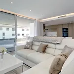 New Modern 3 Bed Puerto Banus * Marbella