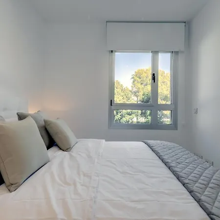 Apartment New Modern 3 Bed Puerto Banus *