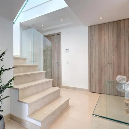 アパート New Modern 3 Bed Puerto Banus マルベーリャ