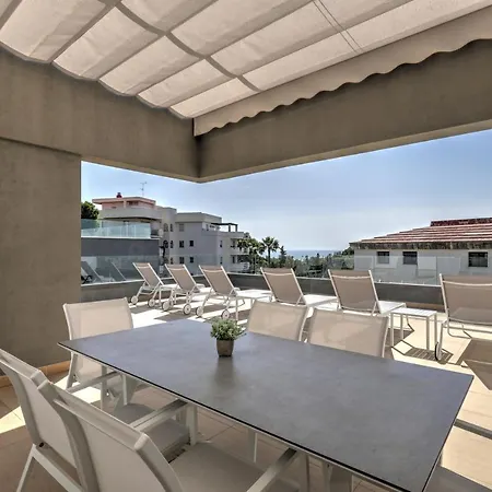 New Modern 3 Bed Puerto Banus Apartment Marbella