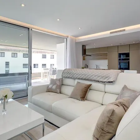 New Modern 3 Bed Puerto Banus * Marbella