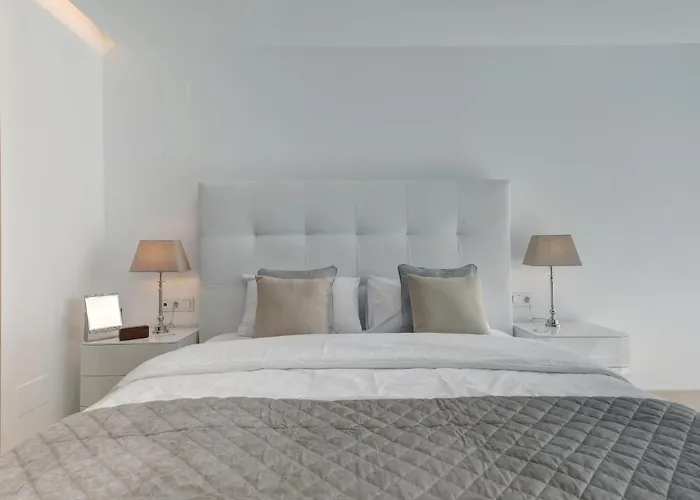 Apartmán New Modern 3 Bed Puerto Banus *