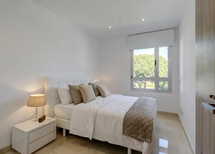 New Modern 3 Bed Puerto Banus * Marbella