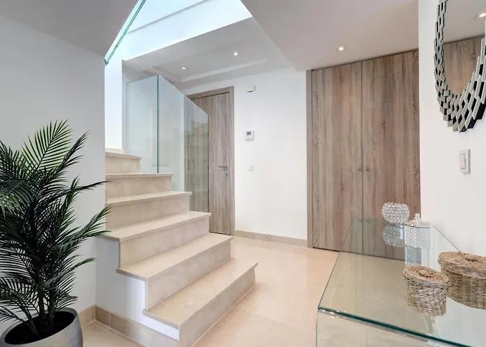 شقة New Modern 3 Bed Puerto Banus ماربيا