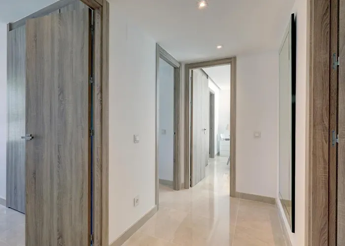 Apartmán New Modern 3 Bed Puerto Banus Marbella