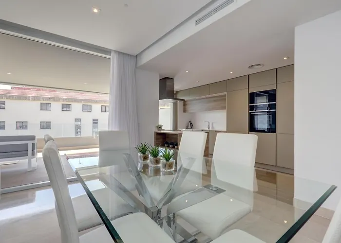 아파트 New Modern 3 Bed Puerto Banus 마르베야