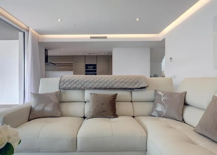 아파트 New Modern 3 Bed Puerto Banus